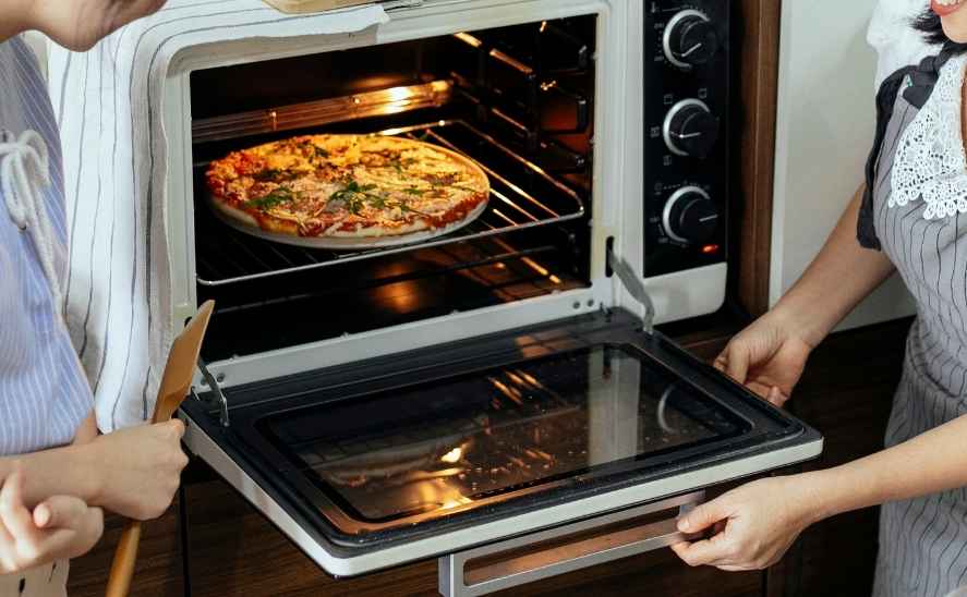 Apa Itu Convection Oven: Fungsi, Cara Kerja, dan Tips Memilihnya