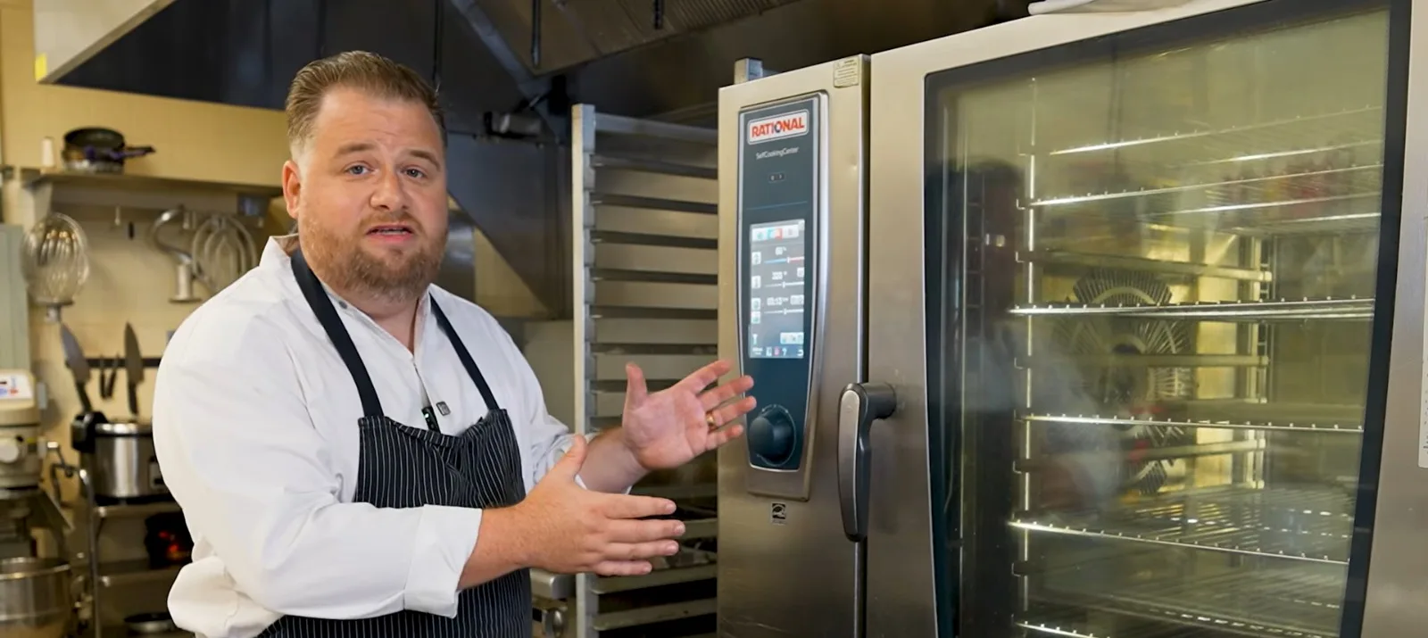 Mengapa Oven Kombi Penting untuk Dapur Komersial Anda?